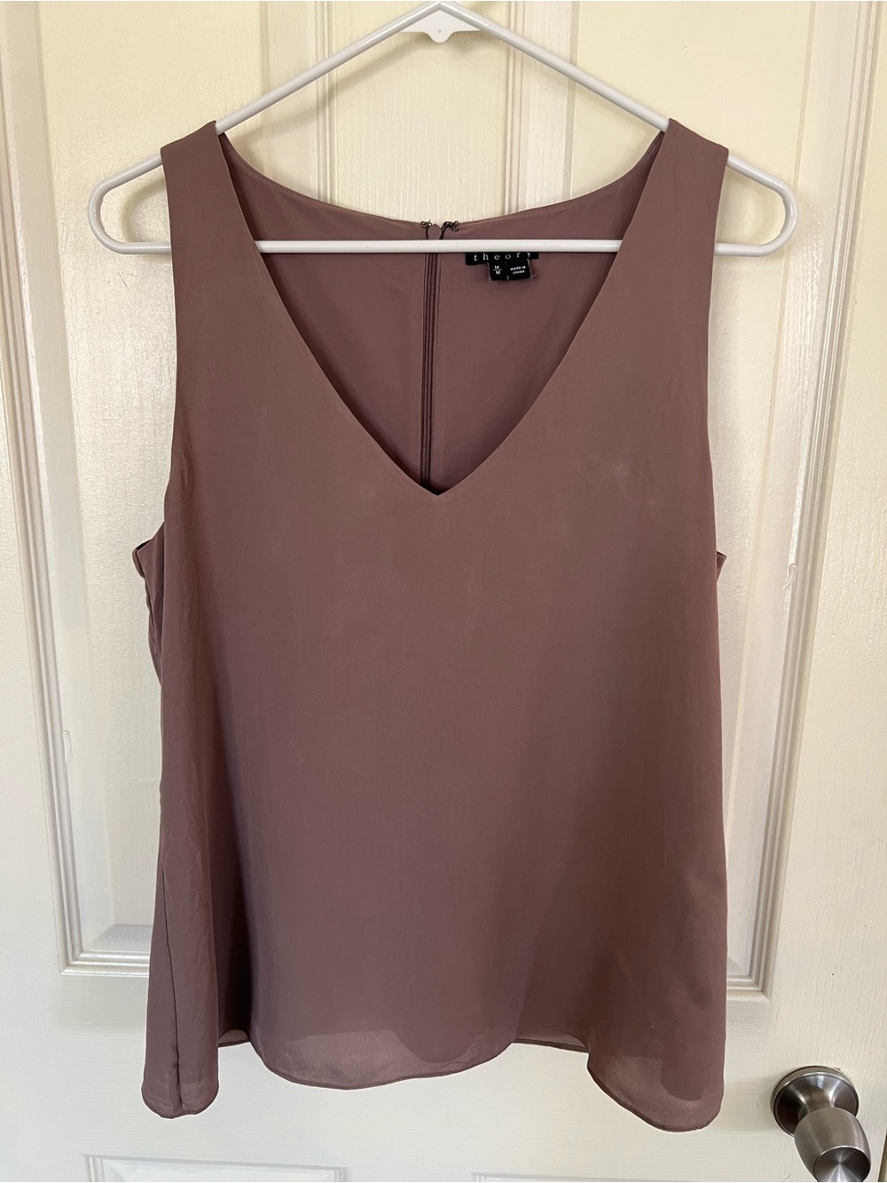 Theory Mauve Tank V-Neck Sleeveless Top - Picture 7 of 11